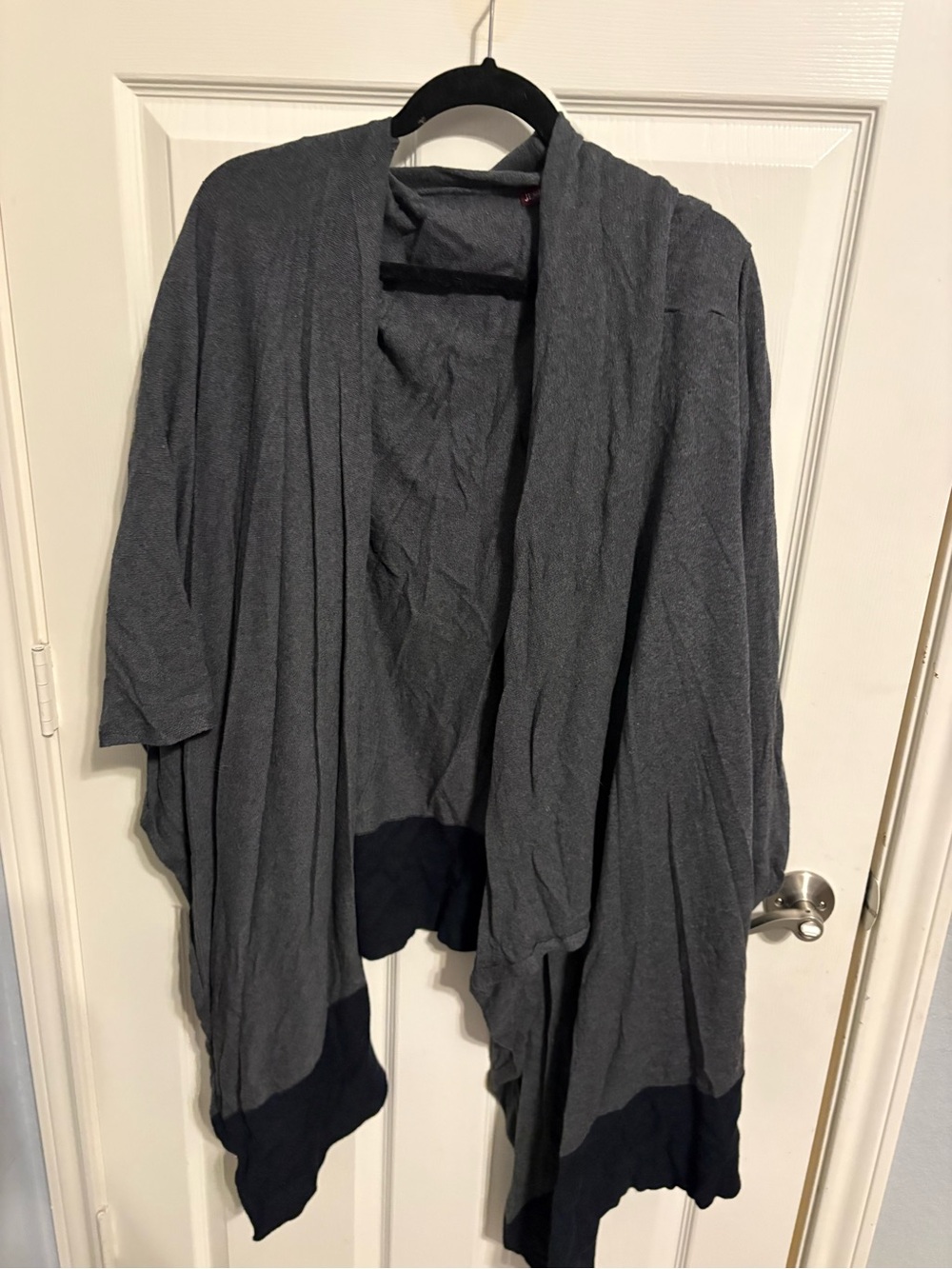 402- Jessica London Two-Tone Gray Open-Front Draped Cardigan